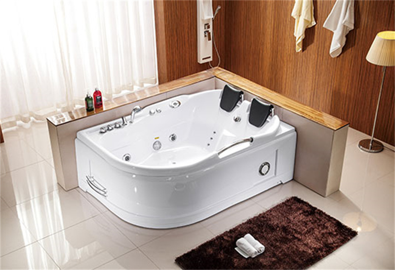 A024 150 160cm MAVAW Whirlpool Massagebadekar